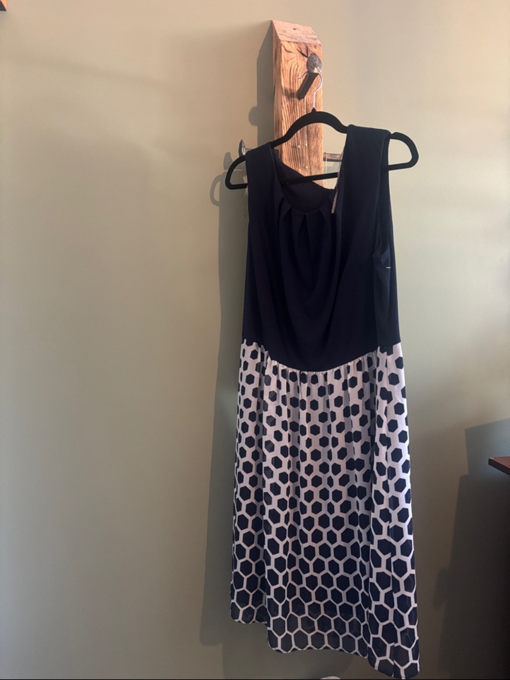 172.) Connected  Apparel Ptp 26”-28” / Navy & White Midi Dress